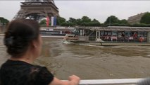 Crue de la Seine: près d'un million d'euros de pertes financières pour la Compagnie des bateaux-mouches - Le 11/06/2016 à 12h18