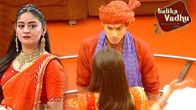 Watch: Nandini Slaps Krish | Balika Vadhu | Colors