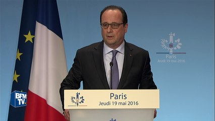 Paris-Le Caire: "Aucune hypothèse n'est écartée", rappelle Hollande