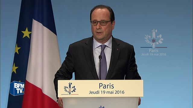 Paris-Le Caire: Aucune hypothèse n'est écartée , rappelle Hollande