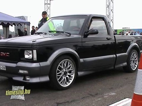 GMC Sycloon V6 Turbo Accelerating 0-200 Kmh