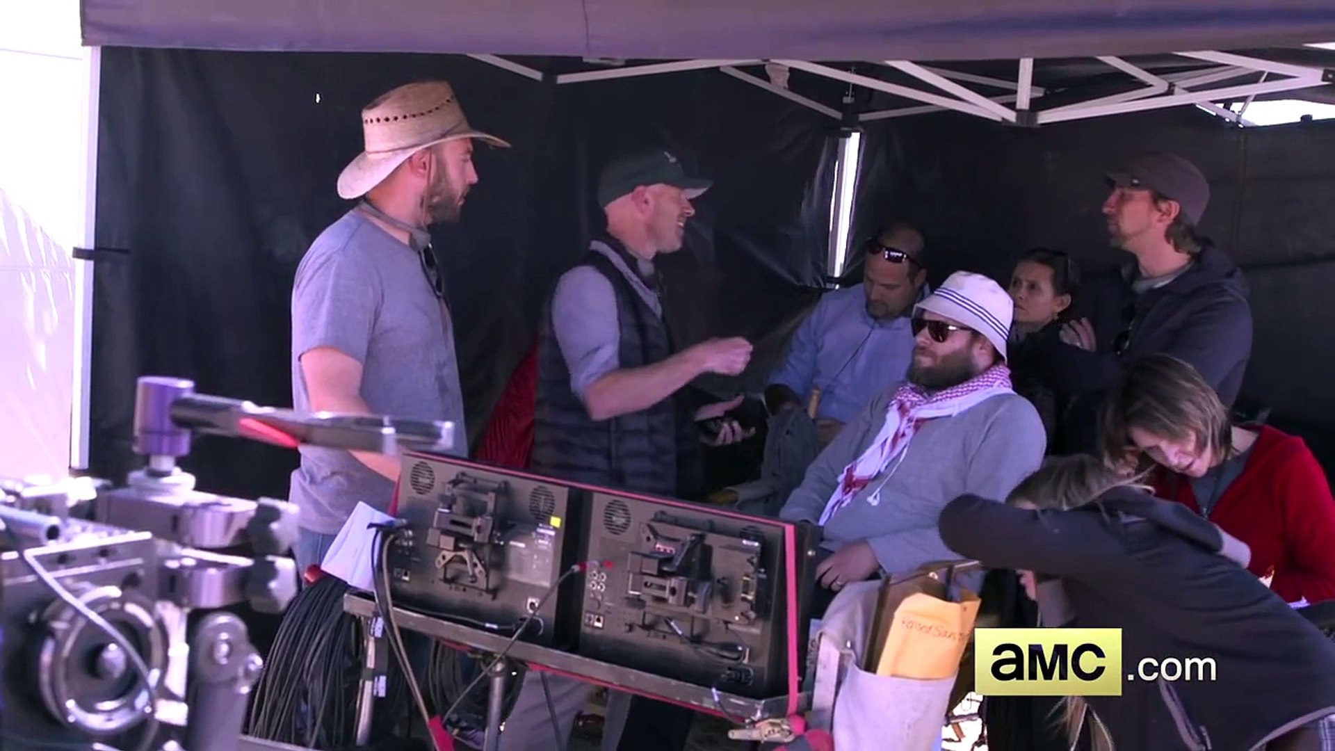 001 - On the Set of Preacher