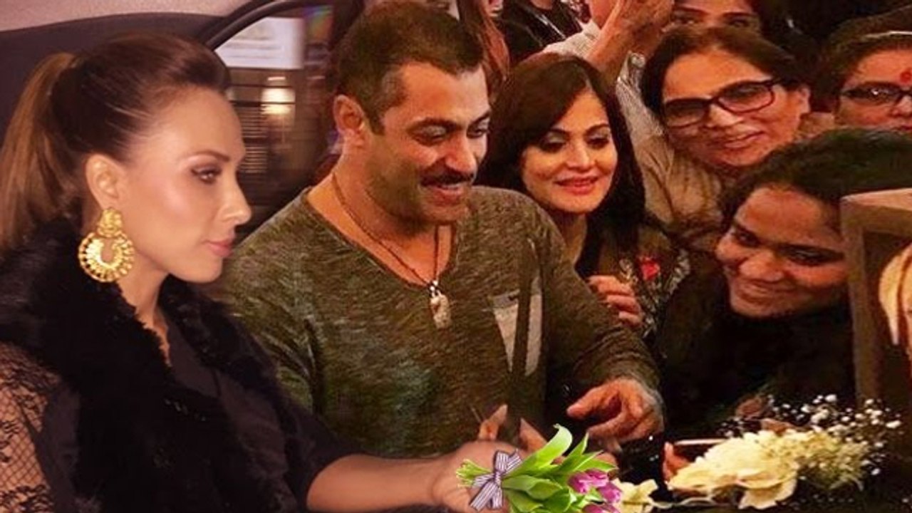 Salman-Iulia Wedding | FANS Send GIFTS Before MARRIAGE