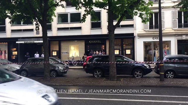 Nouveau braquage à la boutique Chanel avenue Montaigne à Paris - Quatre hommes armés d'un fusil à pompe et de haches