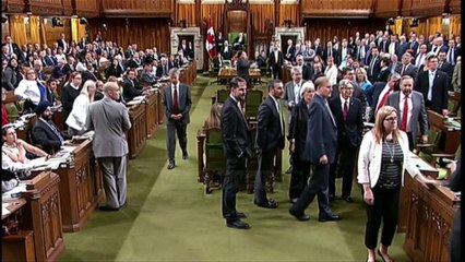 Kanada, kryeministri Trudeau kërkon ndjesë për fyerjet - Top Channel Albania - News - Lajme