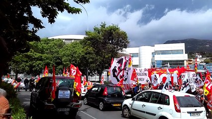 Loi travail: opération escargot à Bastia