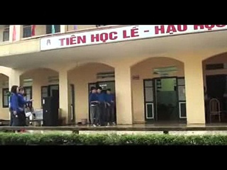 12cb6 thpt duong xa thi van nghe 26-03