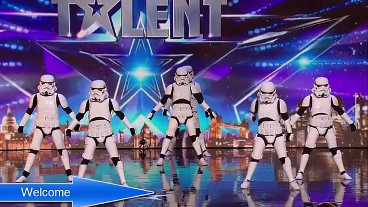 Unbelievable funny dance by robot.most funny dance