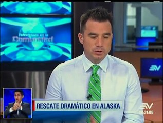 Así rescataron a un hombre de un auto en llamas