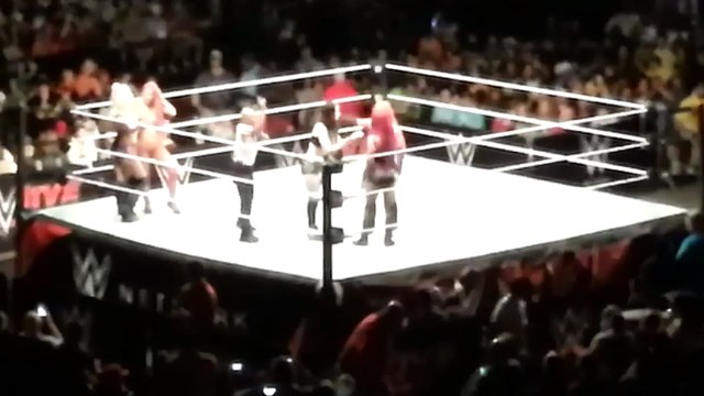 WWE LIVE MAY 2016 - 6 WOMEN TAG - PAIGE, SASHA BANKS, BECKY LYNCH VS EVA MARIE, DANA BROOKE, LANA
