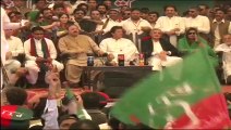 Watch How Imran Khan Enjoying GEO’s Insult By Faisal Javed Khan