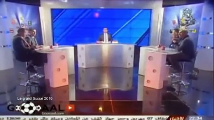 قط يقتحم استوديو تحليلي على الهواء