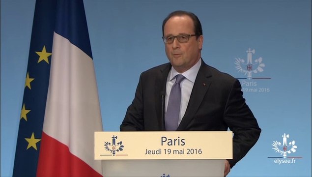 Le président annonce la création de 32.000 postes d’accompagnants des élèves en situation de handicap su