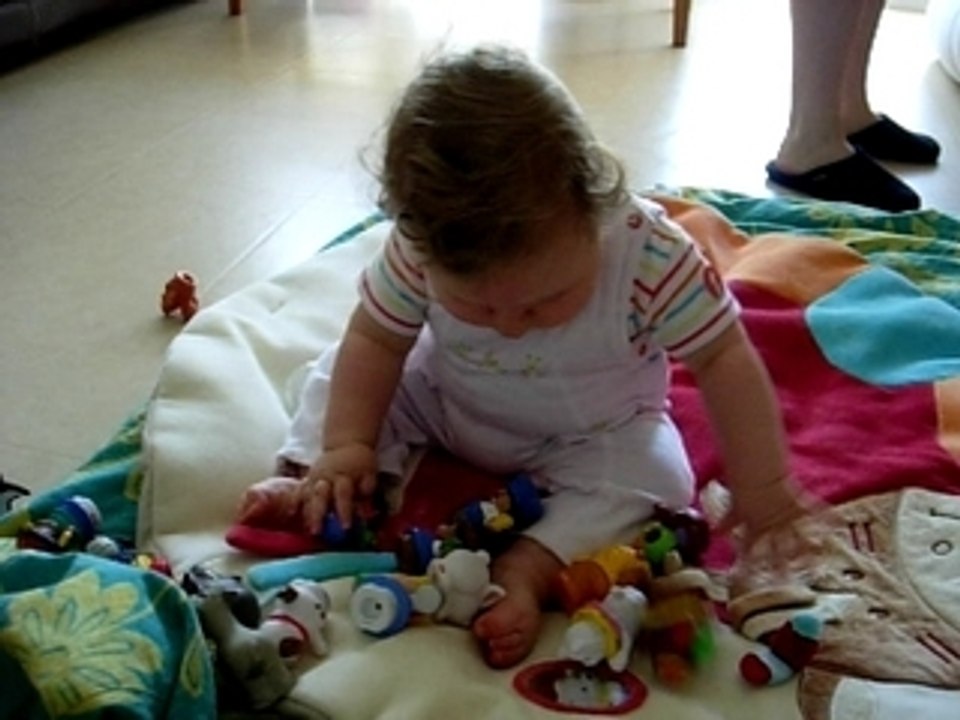 Raphael trie les Little people
