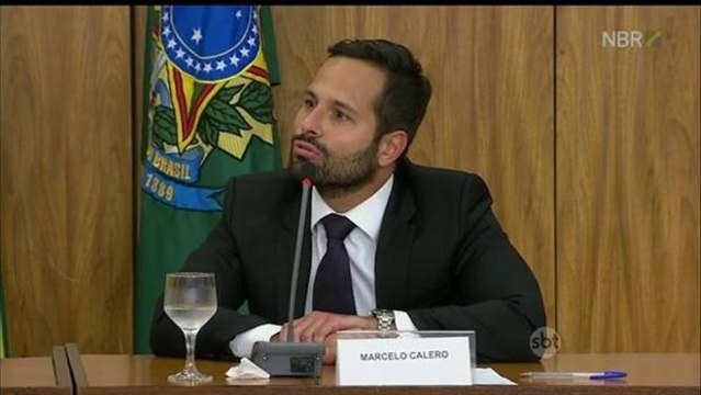 Manifestantes ocupam prédios públicos em protesto contra a extinção do MinC