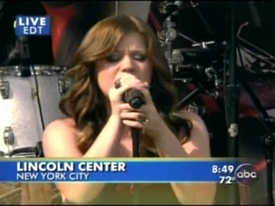 Kelly Clarkson - Good Morning America - Sober