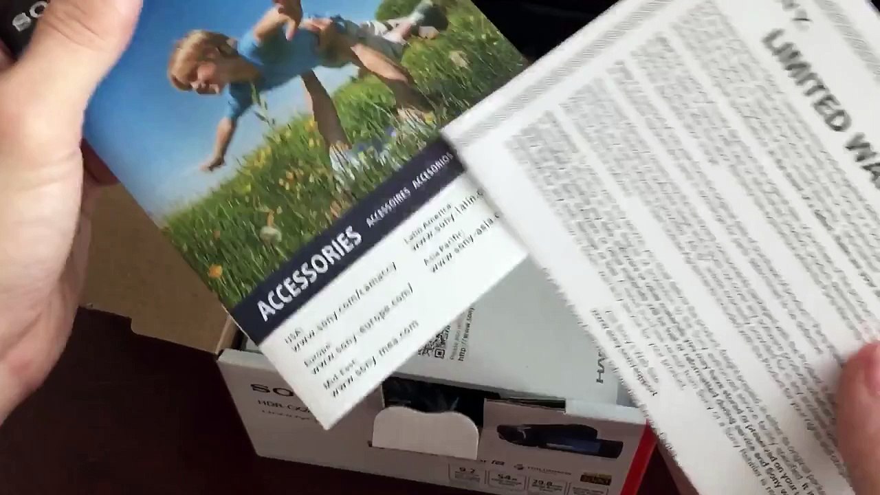Box opening (Sony HDR)
