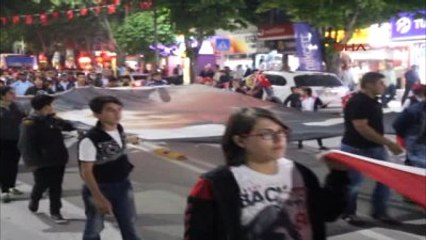 Burdur'da Meşaleli 19 Mayıs Yürüyüşü