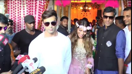 Bipasha Basu DANCES At Mehendi Ceremony With Karan Singh Grover