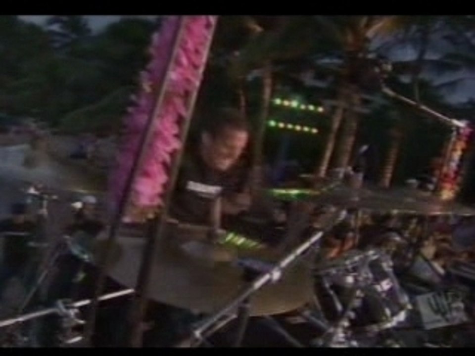 Simple Plan - Addicted (Hilary Duff'S Island Birthday Bash)