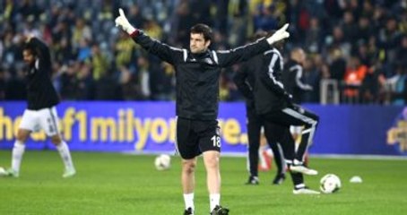 Download Video: Beşiktaş Kaleci Antrenörü Carreira, Kulübe Veda Etti