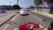 Accident frontal d'un scooter après 2 secondes d'inatention sur une route au Brésil