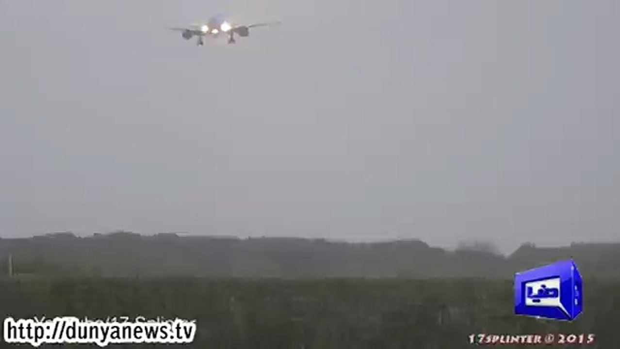 Expert Pilot makes shaky landing-Amazing Landing.