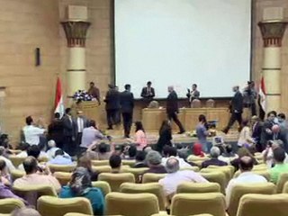 EgyptAir: mystère autour du crash de l'Airbus A320 (2)