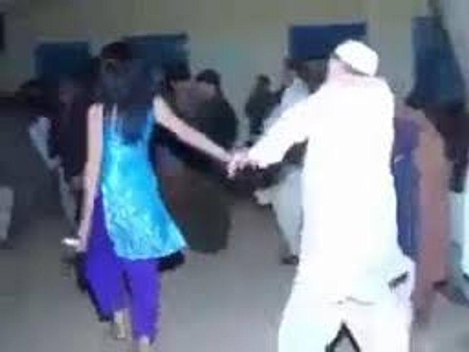 Pashto funny dance video