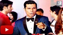 Randeep Hooda Misbehaves WIth Media At Sarbjit Red Carpet