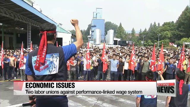 Political parties, government discuss pending economic issues