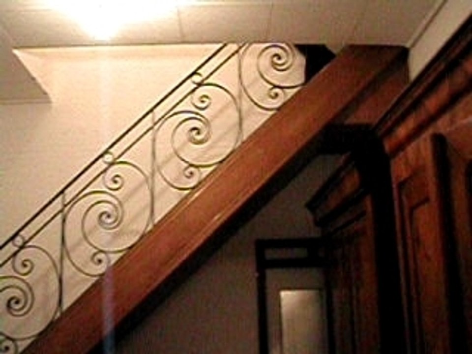 Descente escalier a la spider man