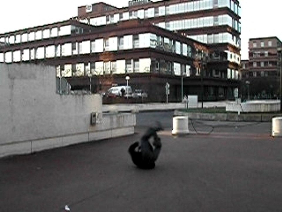 Salto avec les mains