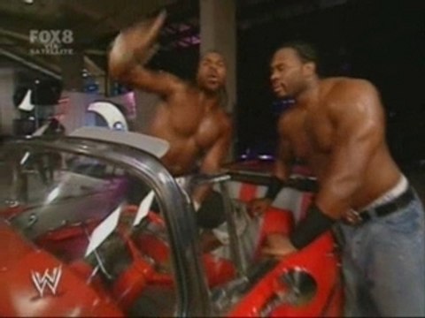 SmackDown 29.06.07: Cryme Time Steals Deuce & Domino's Car