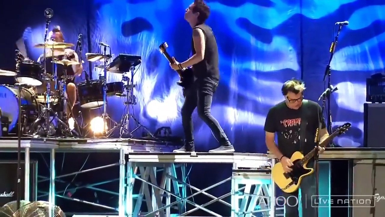 The Offspring - Gotta get away - live - Smash20 tour (San Diego - 2014)