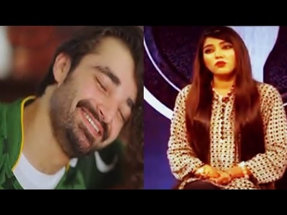 A Girl Showing Hamza Ali Abbasi Real Face in Waqaar Zaka Live Show