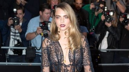 Cara Delevingne: Küçükken Kan ve Ölüm Takıntım Vardı