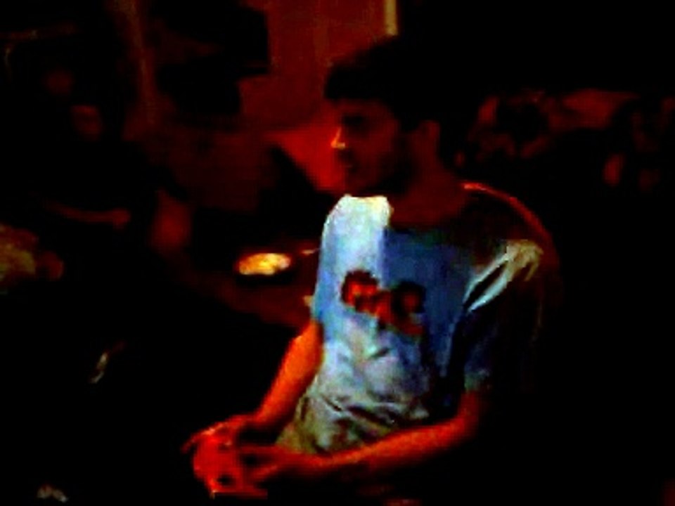 video-2009-08-12-23-04-13