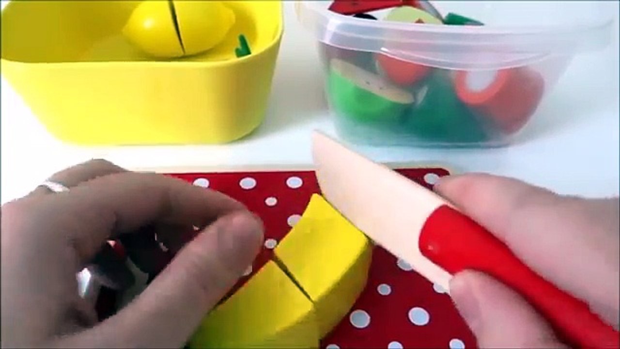 Velcro playset toys Wooden toys cut fruit and vegetables to cooking