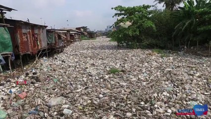 Pollution massive des canaux de la capitale du Cambodge - phnom penh
