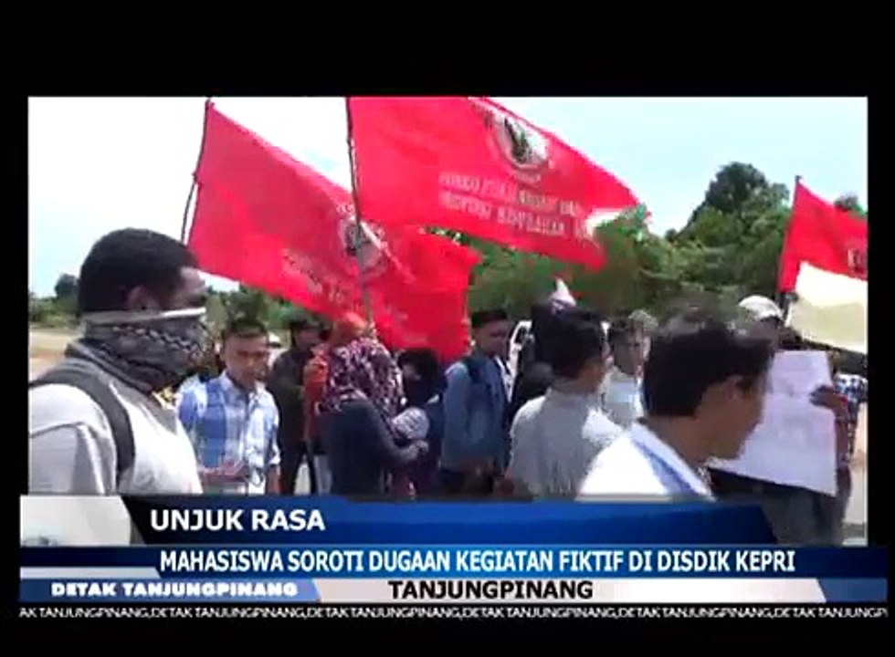 Berorasi, Mahasiswa Minta Kadisdik Kepri Mundur