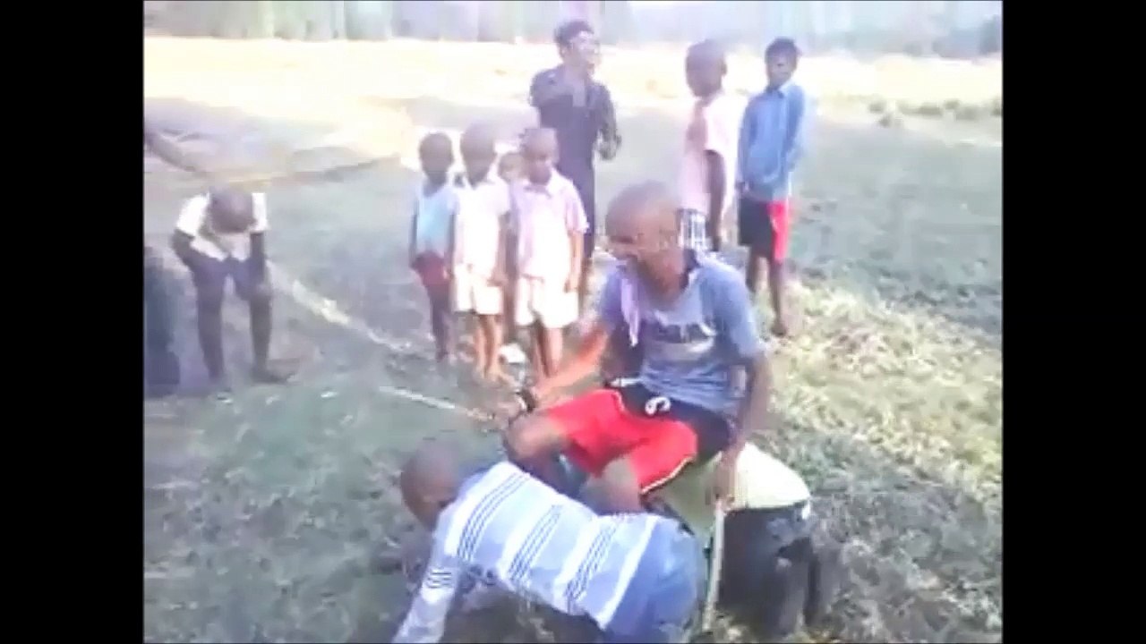 TOP FUNNY VIDEOS EVER!!!!! MUST WATCH ...I AM SURE U WILL WATCH IT AGAIN AND AGAIN