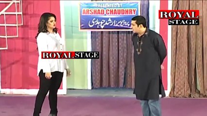 Sexy Priya Khan & Zafri khan Hot Jokes Punjabi Stage