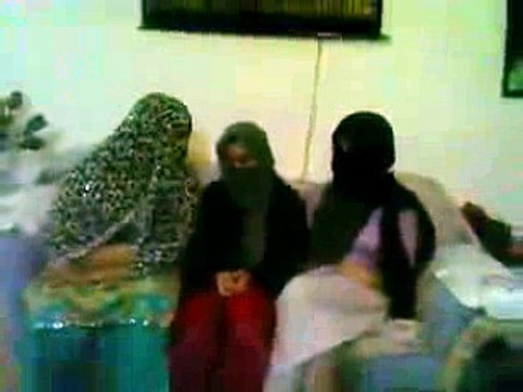 Amir liaquat exposed (real face) latest video by girls
