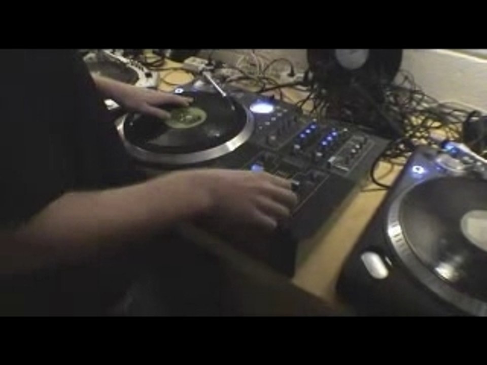 Scratch Day 4 le 2juin2007 PAR DJ FA