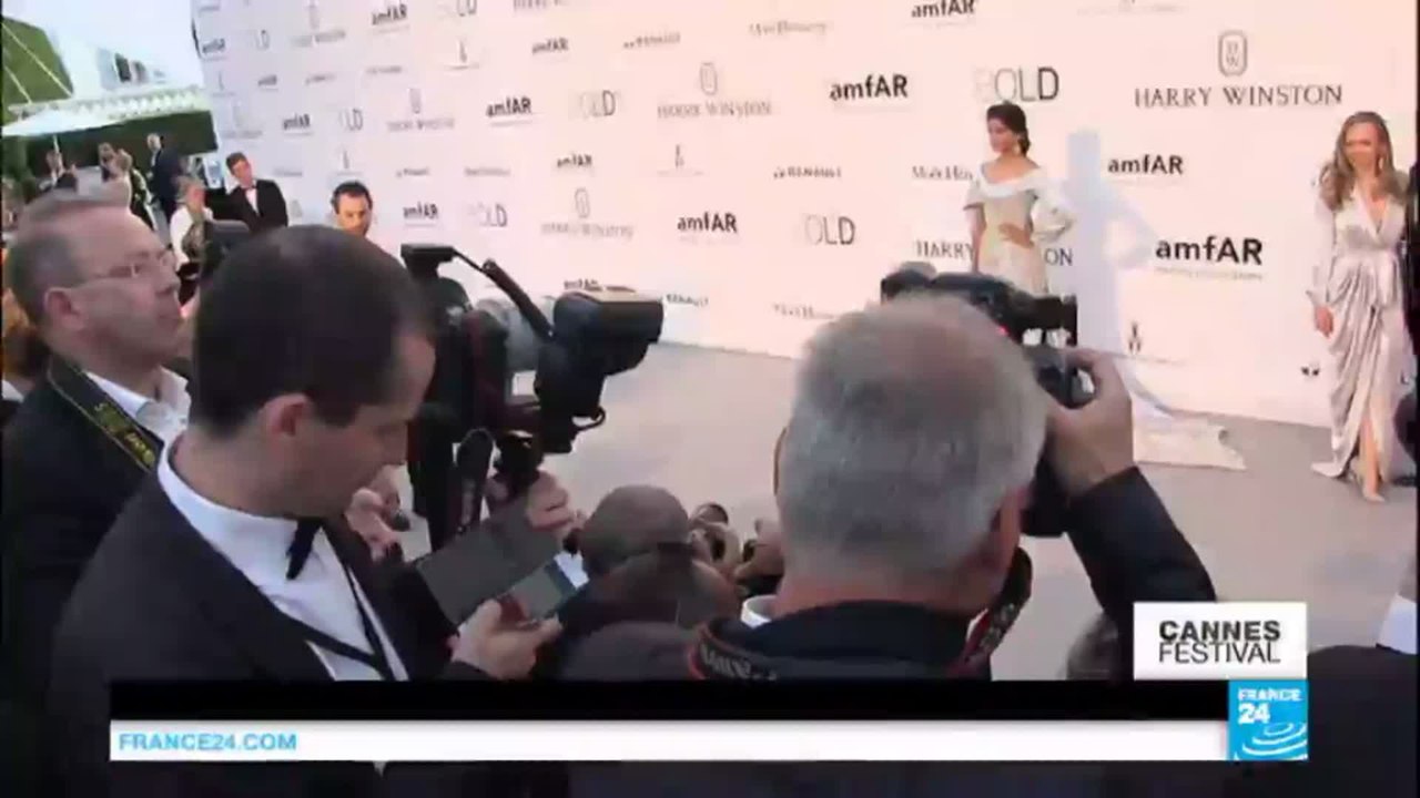 Celebs at AIDS fund-raiser: Leonardo DiCaprio, Katy Perry turn out for charity gala