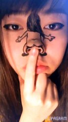 Elle fait un truc incroyable avec son nez