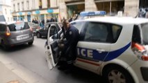 Voiture de Police brûler Manifestation qui dégénère Paris !! - dailymotion