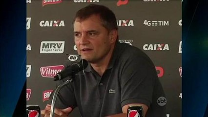 Técnico do Atlético-MG pede demissão após derrota para o São Paulo