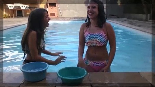 Ice Water Challenge In Pool With Best Friend Hd